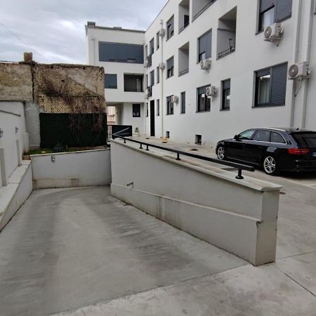 Filinhome Stefanovica Suite 8 Novi Sad Exterior foto